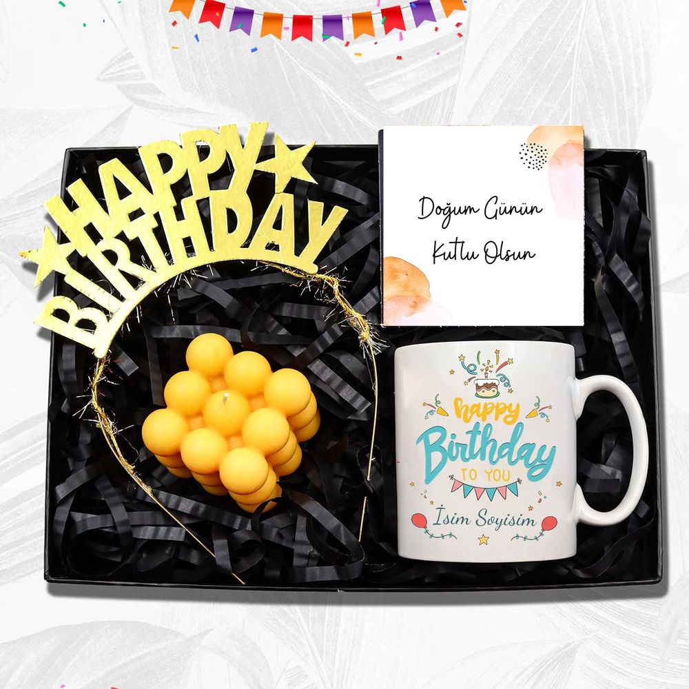 Kişiye Özel Happy Birthday Baskılı Kupa & Sarı Renk Bubble Mum & Happy Birthday Taç Hediye Seti