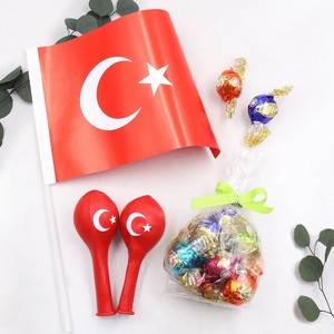 23 Nisan'a Özel Türk Bayrağı & Lavi Çikolata & 2'li Balon Hediye Seti #1