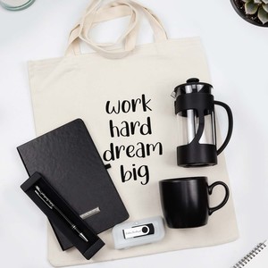Kişiye Özel Siyah Defter & Motivasyon Baskılı Ham Bez Çanta & Gümüş Detaylı Siyah Tükenmez Kalem & 32 gb USB Bellek & Siyah Mat  #1